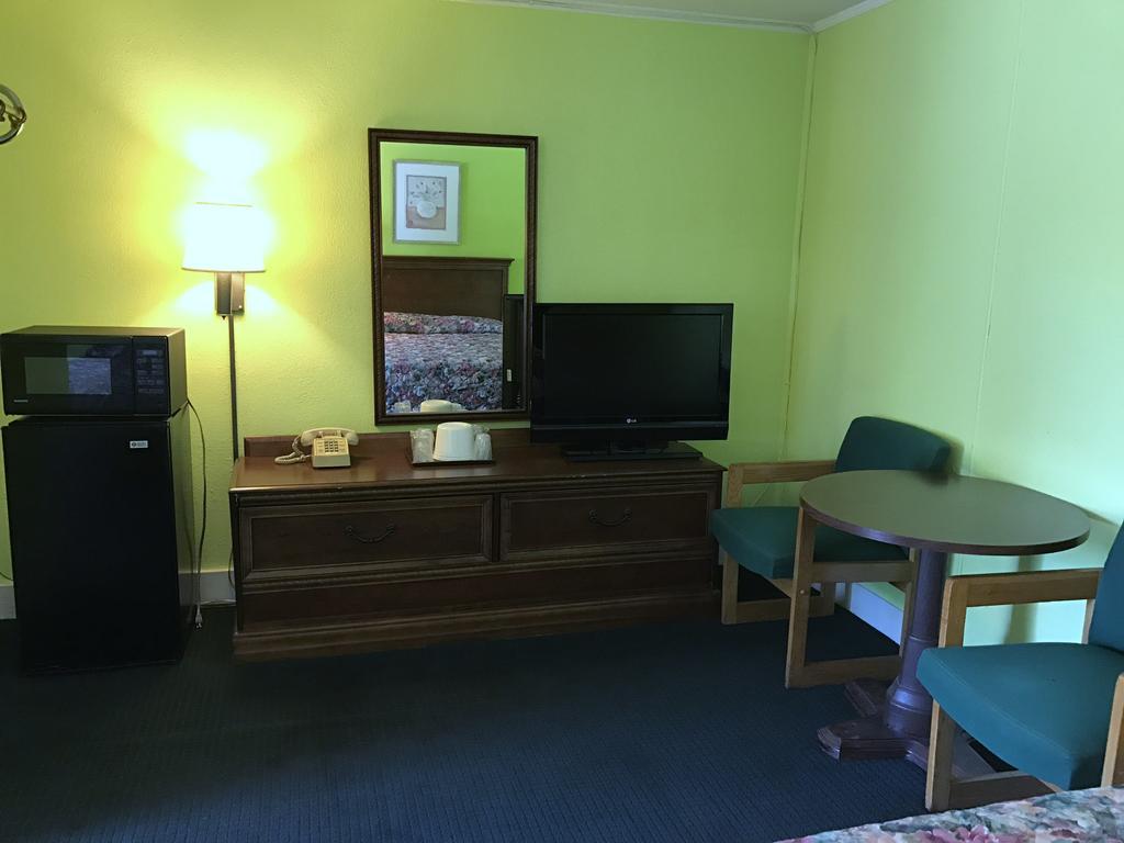 Economy Inn Danville Extérieur photo
