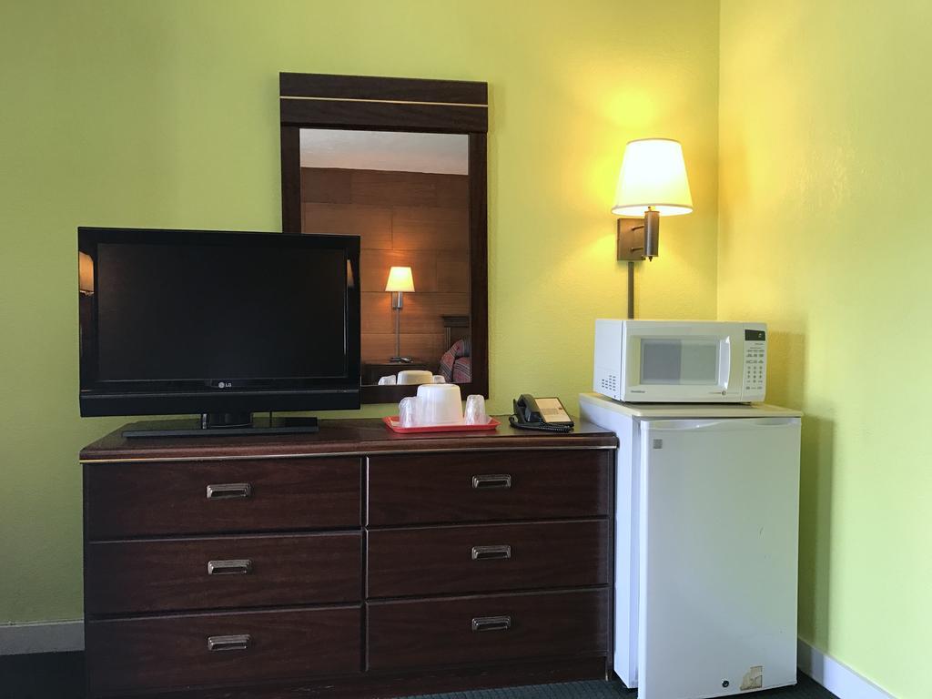 Economy Inn Danville Extérieur photo